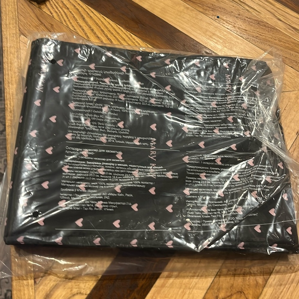 NEW mary kay bag